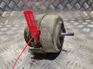 подушка крепления двигателя Audi A4 B6 2004, 1.9 л., AVF, дизель, 6МКПП, универсал, полный привод