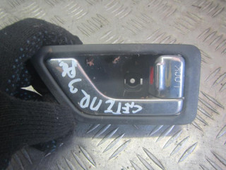 ручка внутренняя передняя правая Hyundai Getz 1 поколение 2004, 826201C020