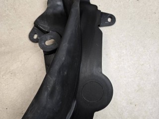 уплотнитель подкапотного пространства BMW 6 GT G32 2020, 2.0 л., бензин, АКПП, белый, задний привод, 51767371479