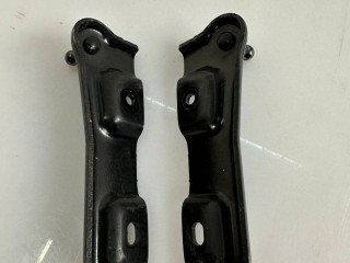 кронштейн (крепление) Maserati Levante 1 поколение 2017, 3.0 л., A630HP, дизель, АКПП, blue, внедорожник 5 дв., полный привод, правый руль