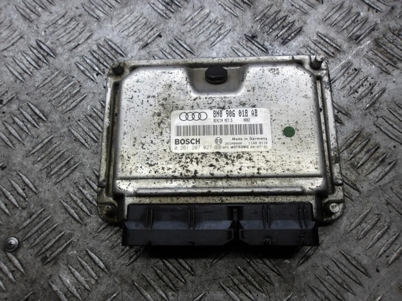 блок управления двигателем Audi TT 8N 1998, 1.8 л., бензин, МКПП, купе, 8N0906018AB - фото №1