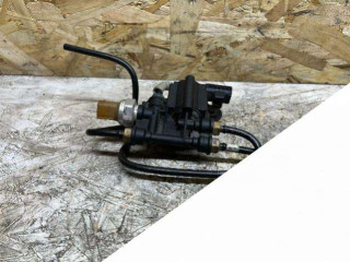 блок клапанов пневмоподвески Land Rover Range Rover Sport 1 поколение 2009, RVH000046