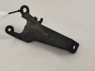 кронштейн (крепление) Tesla Model X 1 поколение 2018, L1S, АКПП, хетчбэк 5 дв., полный привод, 1055405-00-B