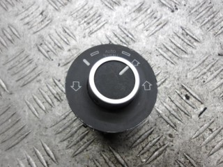 кнопка ручного тормоза (ручника) Volkswagen Touareg 1 поколение 2003, 7L6927135