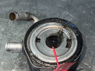 теплообменник масляного фильтра Renault Megane 2 поколение 2003, 1.5 л., K9K 722, дизель, 5МКПП, хетчбэк 5 дв.