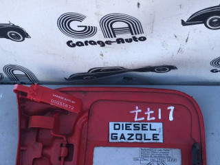 лючок топливного бака Audi 80 8C/B4 1992, 1.9 л., 1Z, дизель, 5МКПП, красный, универсал