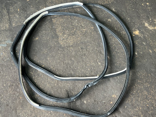 уплотнитель двери Renault Talisman 1 поколение 2018, 1.5 л., дизель, 6МКПП, седан