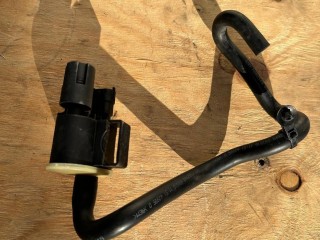 клапан вентиляции топливного бака Alfa Romeo Stelvio 1 поколение 2018, 2.0 л., АКПП, серый, внедорожник 5 дв., полный привод, 05281586AA