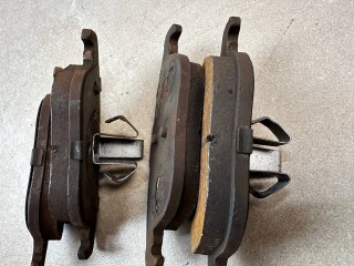 тормозные колодки Mercedes-Benz GLK-Класс X204 [рестайлинг] 2014, 2.2 л., дизель, АКПП, белый, внедорожник 5 дв., полный привод