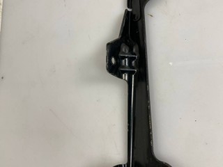 кронштейн (крепление) Maserati Levante 1 поколение 2017, 3.0 л., A630HP, дизель, АКПП, blue, внедорожник 5 дв., полный привод, правый руль