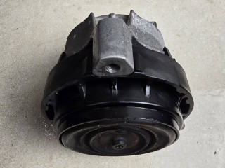 подушка крепления двигателя BMW 6 GT G32 2020, 2.0 л., бензин, АКПП, белый, задний привод, 6860488