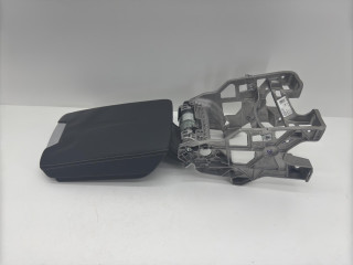 подлокотник Audi A7 4K 2023, лифтбэк, 4K0864283D