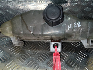 бачок расширительный Renault Clio 3 поколение 2006, 1.4 л., K4J 700, бензин, 5МКПП, хетчбэк 5 дв.