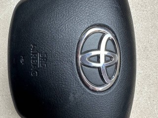 подушка безопасности водителя Toyota 2022, 2.8 л., 1GD-FTV, дизель, АКПП, красный, пикап, полный привод, правый руль, 451300K291C0