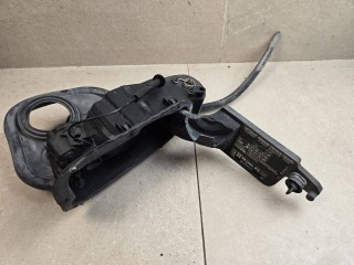 корпус лючка бензобака Mercedes-Benz C AMG W204 2009, 6.3 л., бензин, АКПП, серый, седан, задний привод, A2046300067