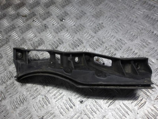 крепление бампера Volkswagen Passat B6 2008, 2.0 л., дизель, МКПП, универсал, 3C0807889A