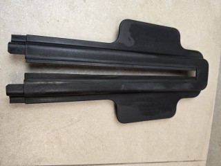 Пластик салазок сидений Infiniti QX60 L50 2014, 3.5 л., VQ35DE, бензин, АКПП, чёрный, внедорожник 5 дв., полный привод, 2482973