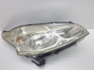 фара правая Peugeot 208 1 поколение 2013, 9802221380