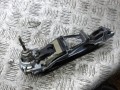 ручка наружная Volkswagen Golf 4 поколение 2002, 1.4 л., бензин, МКПП, хетчбэк 5 дв. - фото №5