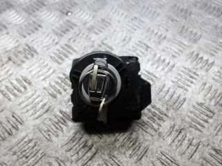 замок зажигания Mercedes-Benz B-Класс W246 [рестайлинг] 2017, 1.5 л., дизель, АКПП, хетчбэк 5 дв., A2469054903