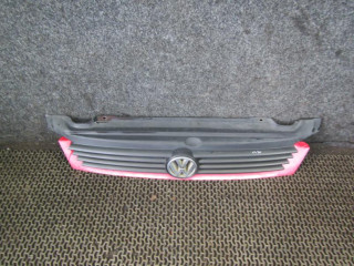 решетка радиатора Volkswagen Transporter T4 2001