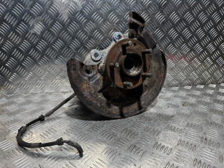 ступица передняя правая Volvo V40 2 поколение 2013, 1.6 л., D 4162 T, дизель, 6МКПП, хетчбэк 5 дв.