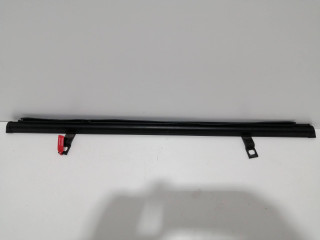 шторка солнцезащитная задняя Opel Vectra B [рестайлинг] 2001, 2.2 л., Z 22 SE, бензин, 5МКПП, седан