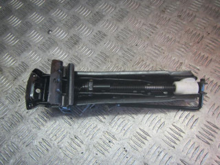 домкрат Ford Focus 1 поколение 2000, 98AB17080CC