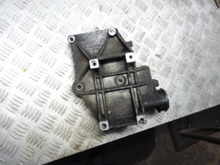 кронштейн компрессора кондиционера Volkswagen Passat B5 1998, 1.9 л., дизель, 028260885A