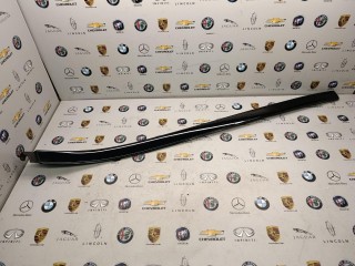 молдинг лобового стекла Infiniti QX30 1 поколение 2018, 2.0 л., бензин