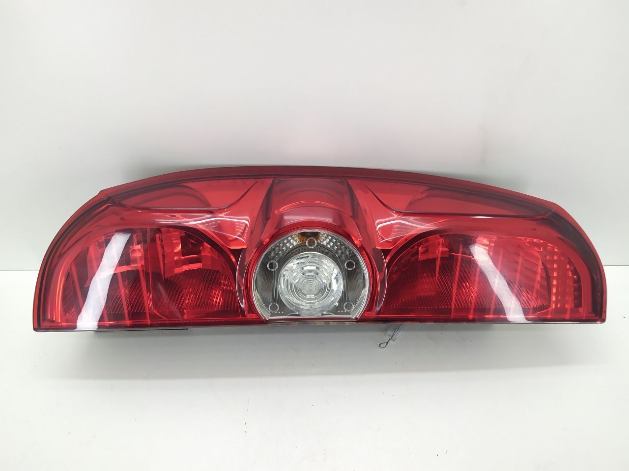 фонарь задний левый Opel Combo 4 поколение (D) 2014, 00519248460, 02058099900010 - фото №1