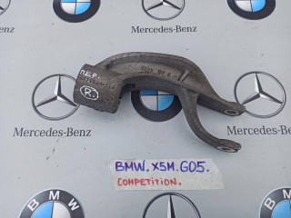 крепление амортизатора BMW X5 M F95 2021, 4.4 л., бензин, полный привод, 6876684