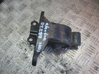 подушка крепления двигателя Hyundai Elantra XD [рестайлинг] 2003, 1.6 л., бензин, МКПП, хетчбэк 5 дв., 3102316