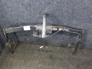 прицепное устройство (фаркоп) Audi A3 8P 2005, 2.0 л., бензин, МКПП, хетчбэк 5 дв., 8P9092155B