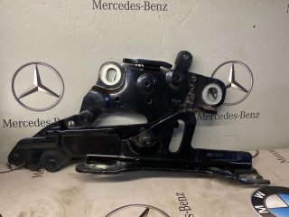 петля капота правая BMW 4 серия F32/F33 2014, 2.0 л., бензин, 7336700