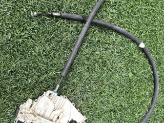 замок двери передней правой Maserati Quattroporte 6 поколение [рестайлинг] 2019, 3.0 л., бензин, АКПП, чёрный, седан, задний привод, 670100889