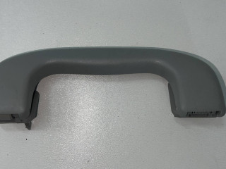 ручка внутренняя потолочная Chevrolet Equinox 3 поколение 2020, 1.5 л., бензин, АКПП, внедорожник 5 дв.