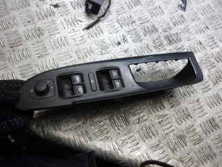 блок управления стеклоподъемниками Volkswagen Passat B6 2008, 2.0 л., дизель, МКПП, универсал