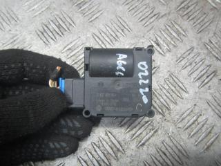 моторчик заслонки печки Audi A6 4F/C6 [рестайлинг] 2008, 2.7 л., дизель, АКПП, универсал, 4F0820511B