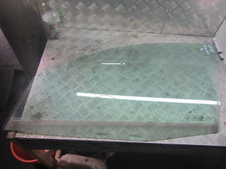 стекло двери передней левой Ford Fiesta 5 поколение [рестайлинг] 2008, 1.3 л., бензин, МКПП, хетчбэк 5 дв.