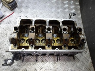 головка блока цилиндров Volkswagen Golf 5 поколение 2008, 1.9 л., дизель, МКПП, универсал, 038103373R