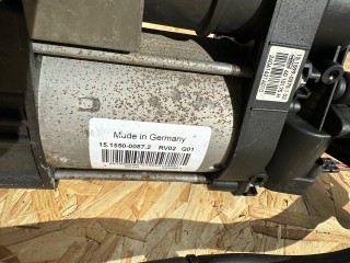 компрессор пневмоподвески Maserati Levante 1 поколение 2017, 3.0 л., бензин, АКПП, белый, внедорожник 5 дв., полный привод, 670158901