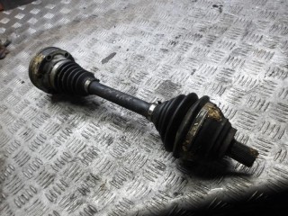 полуось передняя левая (приводной вал, ШРУС) Volkswagen Passat B6 2006, 2.0 л., дизель, МКПП, универсал
