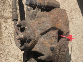 суппорт передний левый Mazda 6 GG 2004, 2.0 л., LF17, бензин, 5МКПП, седан