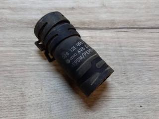 патрубок (трубопровод, шланг) Audi Q7 4L 2007, 4.2 л., BAR, бензин, АКПП, 6y / z7s, внедорожник 5 дв., полный привод, 079121055H