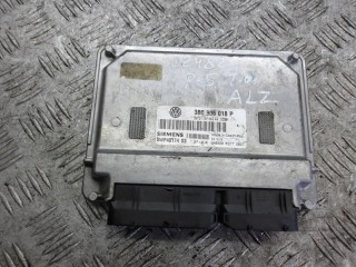 блок управления двигателем Volkswagen Passat B5 [рестайлинг] 2004, 1.6 л., бензин, МКПП, седан, 3B0906018P