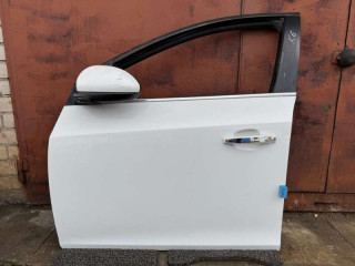 дверь передняя левая Chevrolet Cruze 1 поколение 2011, седан