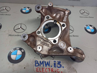 кулак поворотный правый BMW i3 L01 2015, 6852160