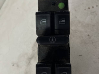 блок управления стеклоподъемниками Volkswagen Passat B5 [рестайлинг] 2002, 2.0 л., ALT, бензин, 5МКПП, седан