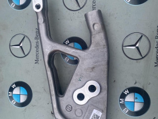 кронштейн (крепление) BMW 2023, 3.0 л., B58 B30 A, бензин, 475, 6878754